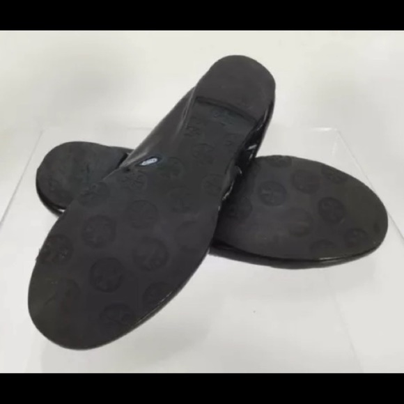 Tory Burch Black Patent Leather Embroidered Logo Reva Flats SZ 8 - Picture 4 of 6